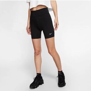 Nike Dri-Fit Mid Thigh Shorts